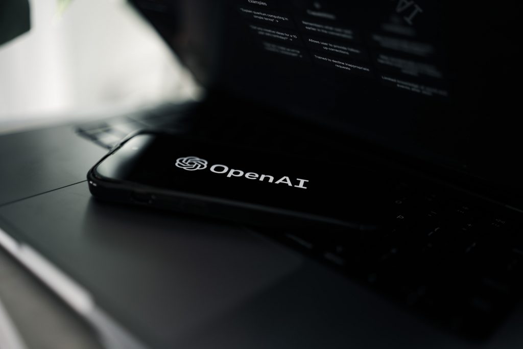 OpenAI成立专门小组，致力于阻止狂野人工智能