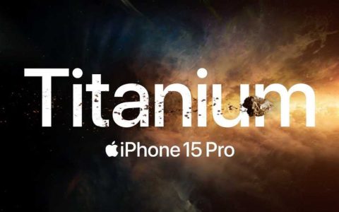 苹果公司在新广告中展示iPhone 15 Pro的钛合金机身