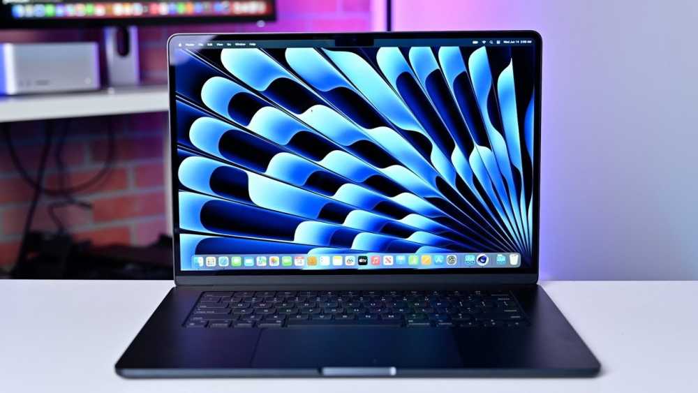 据郭台铭称，15英寸MacBook Air的需求“大幅下降”