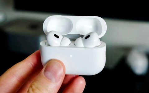 不足2个月，苹果发布第二代AirPods Pro的第五个固件更新