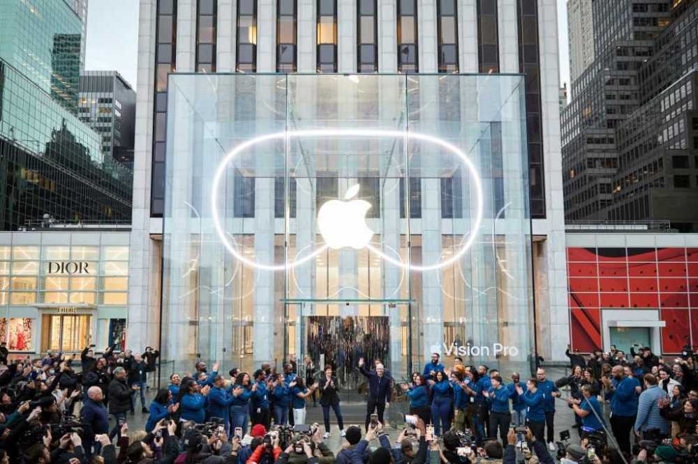 Apple Store Vision Pro