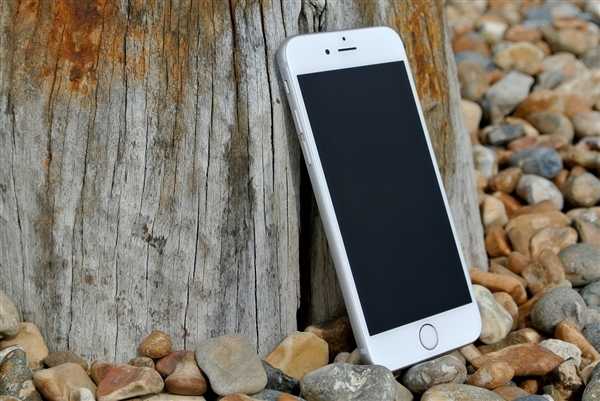竟然撑了10代!网友晒iPhone 6S换iPhone 16 Plus感受:全是优点