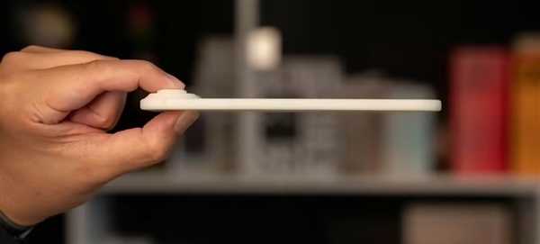 iPhone 17 Air最新机模出炉：5.5mm超薄 仅iPhone 17 Pro一半