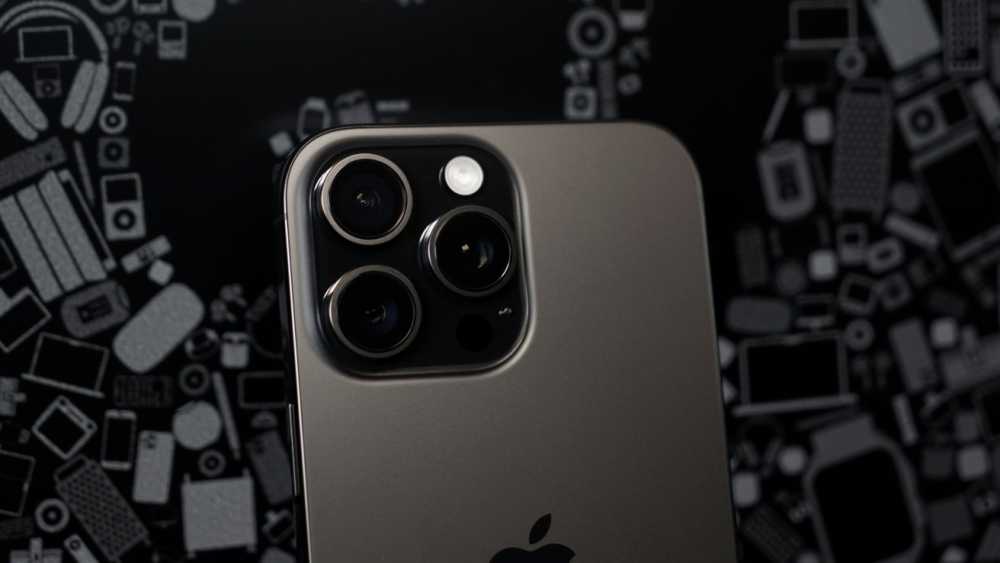 特朗普关税或致iPhone 17 Pro 售价突破2000美元