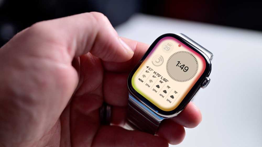 苹果可能会将 iPhone 辅助的 Siri 添加到 Apple Watch Series 11