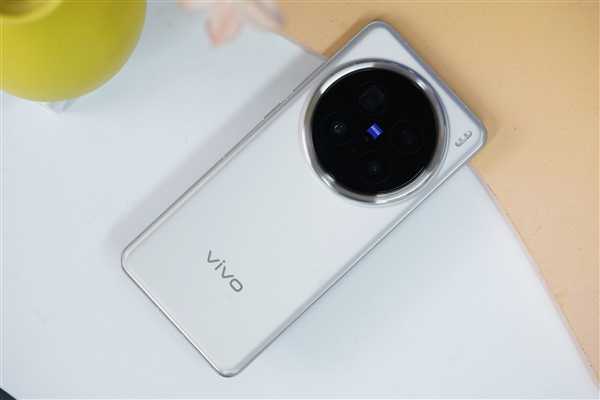 打通苹果生态！vivo健康互联App上线：安卓手机首次兼容苹果手表