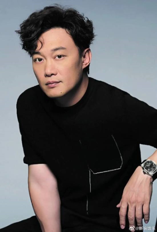 陈奕迅与女儿的温馨互动