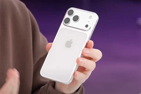 iPhone 17 Pro真机现身街头：外观大曝光