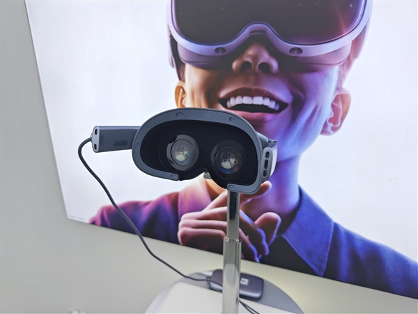 vivo Vision价格有望低于1万元：定价比苹果Vision Pro更激进