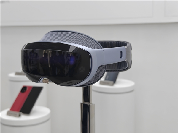 vivo Vision价格有望低于1万元：定价比苹果Vision Pro更激进