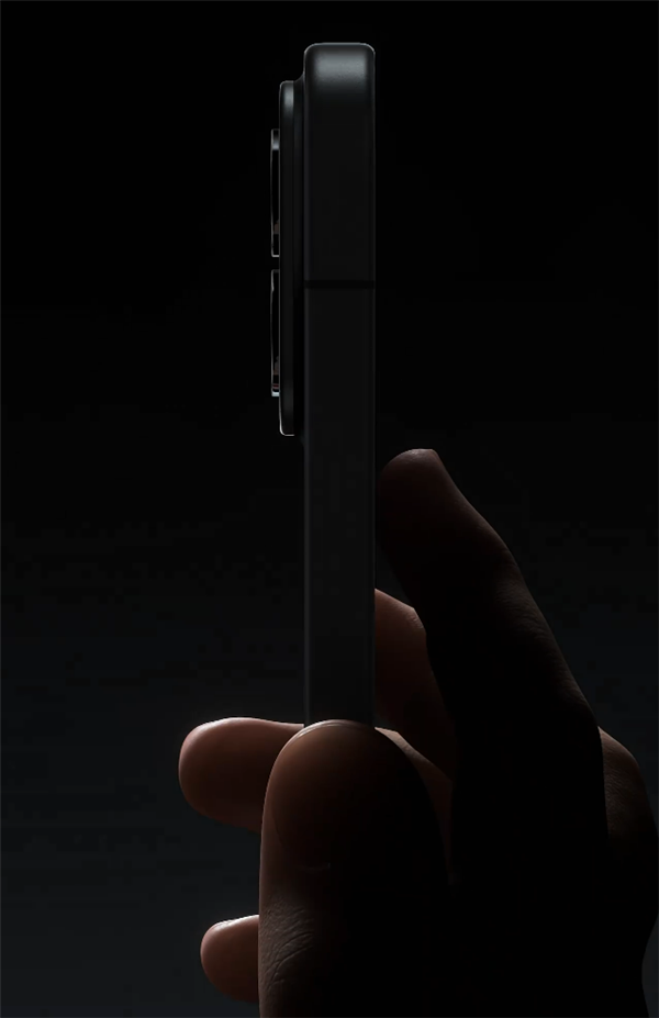 行业独一无二的新设计！小米17 Pro Max外观正式公布：比iPhone 17多了一块屏