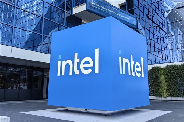 Intel股价9月暴涨50% 白宫出股神了：净赚600亿