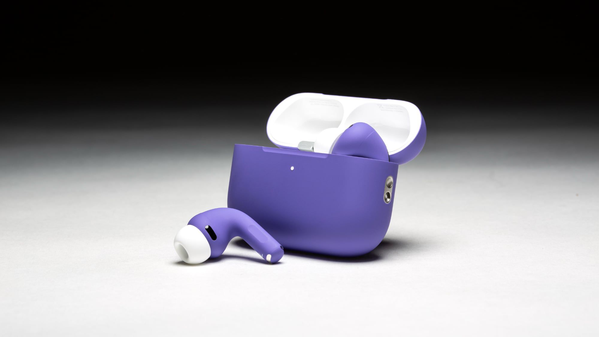 colorware airpods pro 3 purple