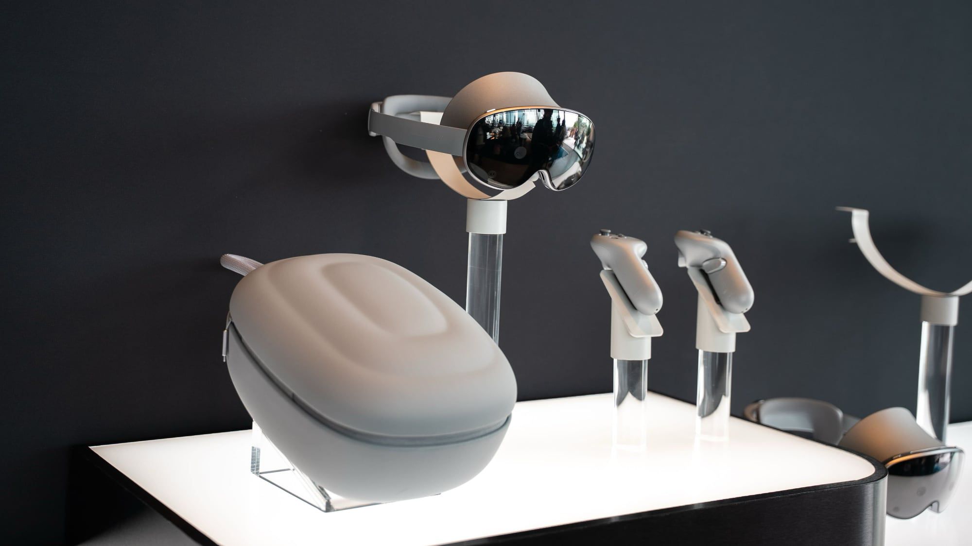 samsung xr accessories