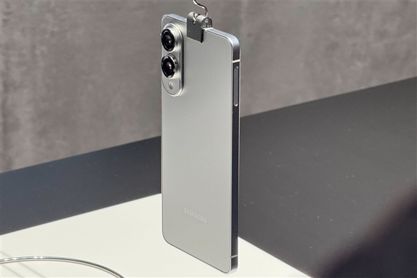 苹果三星都没带动 超轻薄手机真的是方向错了吗