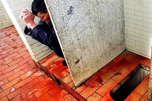 厕评时代：全国必拉榜上都有哪几家厕所啊