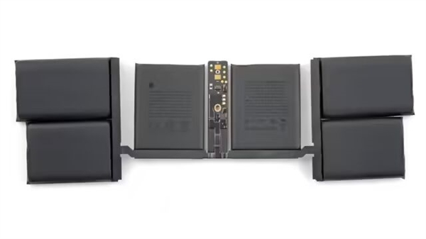 告别复杂拆解：苹果大幅简化MacBook Pro换电池流程！自己在家就能换