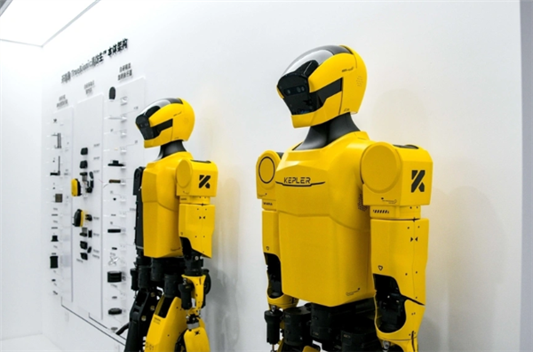 开普勒机器人“大黄蜂”开始交付