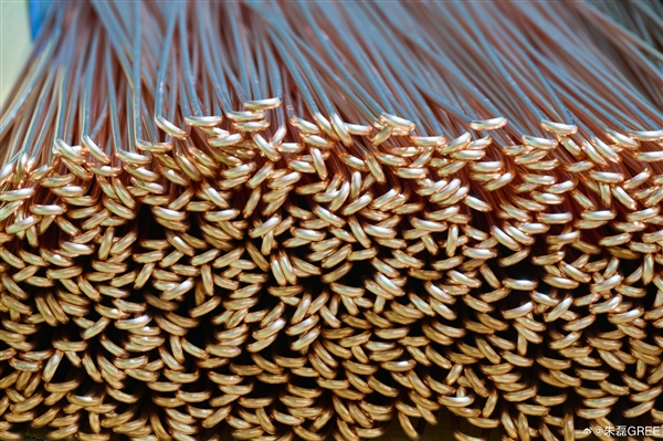 格力市场总监朱磊晒工厂图：铜管堆成山！坚决不用铝代铜