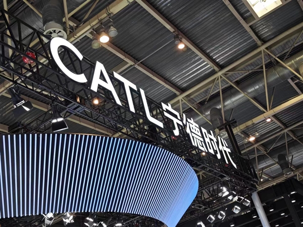 宁德时代基层员工每月涨薪150元 董事长曾毓群回应：没错