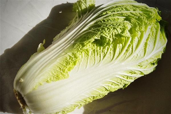 夫妻网购娃娃菜中毒：菜中检出鼠药成分 平台已下架涉事商品