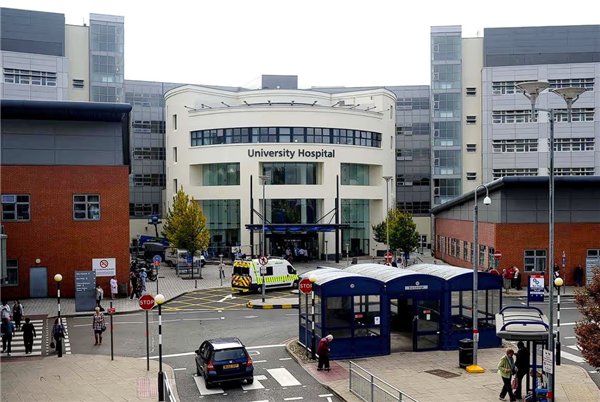 替莫唑胺药物示意图