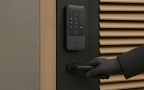 CES 2026：Aqara 发布 U400 智能锁，支持 HomeKit 和免手持 UWB 解锁