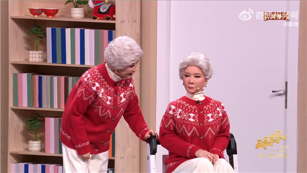 松延动力仿生机器人亮相春晚