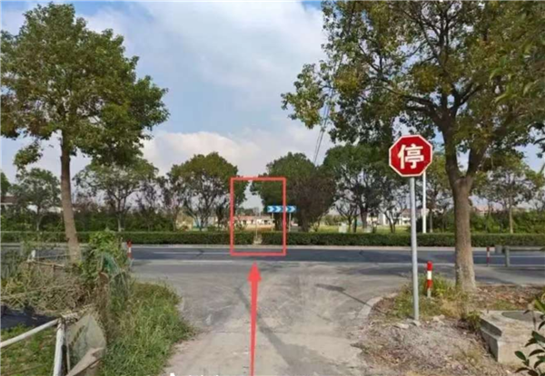 行人横穿马路被撞亡家属索赔150万 上海法院判了:司机等无责