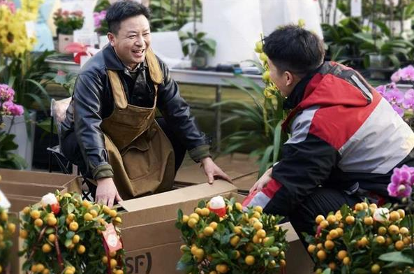 顺丰投入2亿元为快递员涨薪 平均每人多赚500元