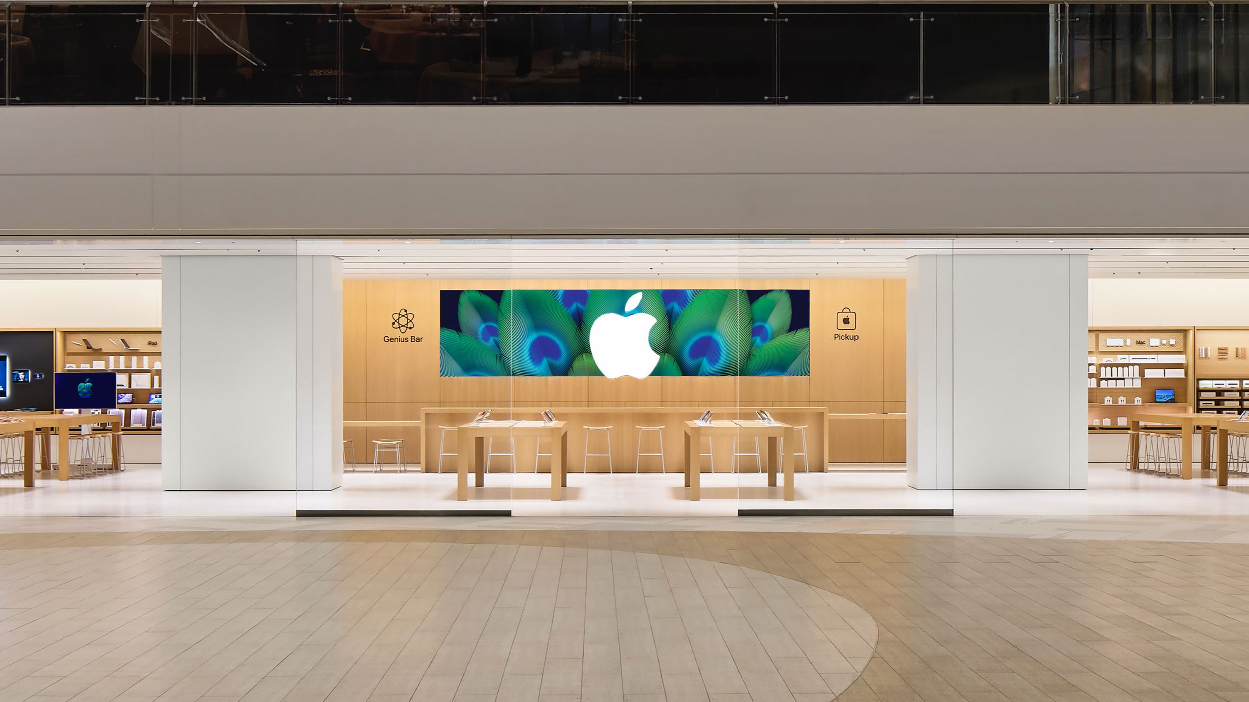 Apple Borivali India media preview storefront