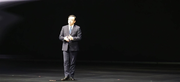 我国石油进口超70% 王传福：新能源车替代油车是必答题