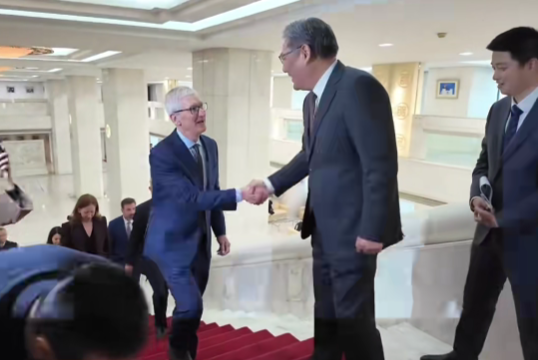 王文涛会见苹果CEO库克:中国市场对苹果重要性不言而喻