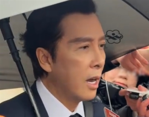 甄子丹:机器人太厉害了 我可能打不过