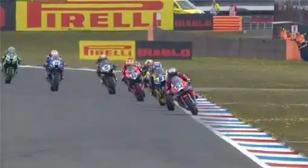 张雪机车WSBK荷兰站获第四