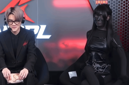 小喳喳全黑造型解说