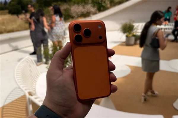 苹果惨遭闭门羹！iPhone 18 Pro加单请求被供应商无情拒绝：罕见