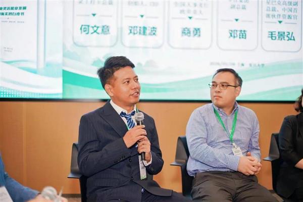 灵工打卡创始人邓建波