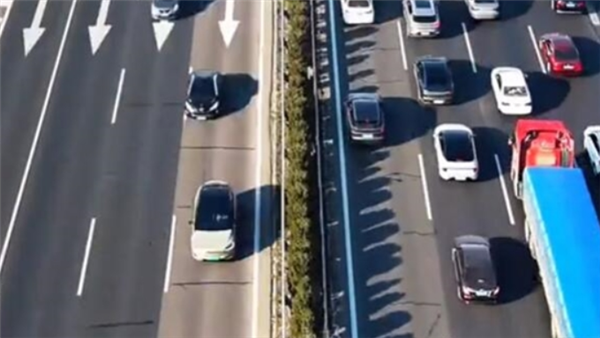 车主走错路错过高速免费