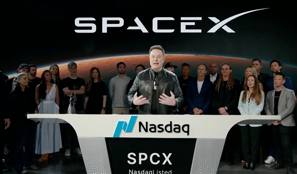 SpaceX上市敲钟现场