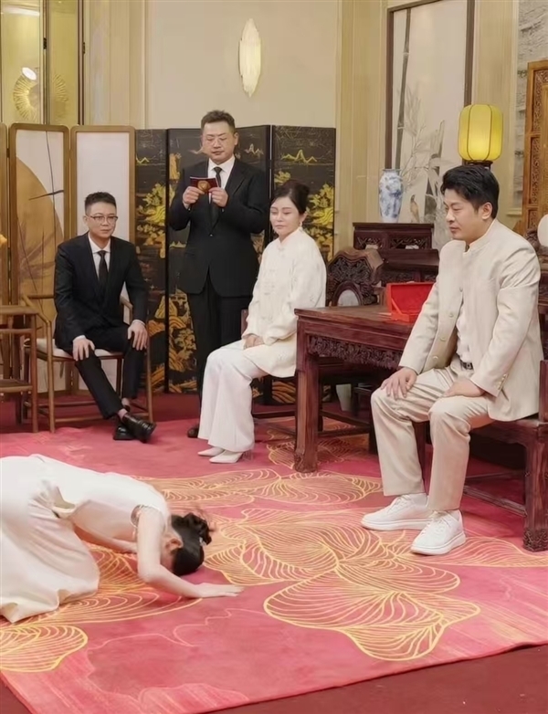 相伴七年分道扬镳!辛巴初代四大门徒全员离场