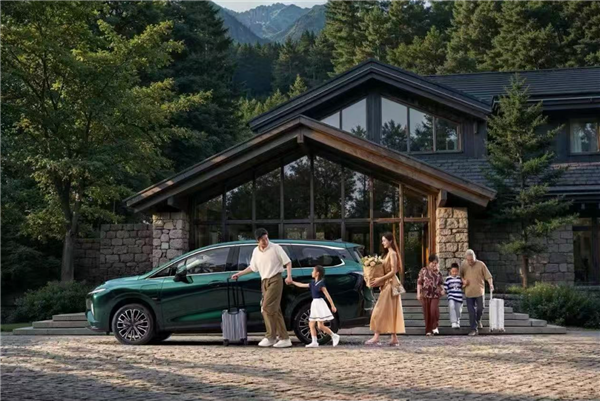 10万级唯一华为乾崑大六座 星海V6开启预售，10.49万元起