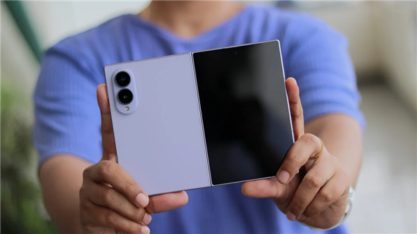 iPhone Duo发布后三星意外成赢家