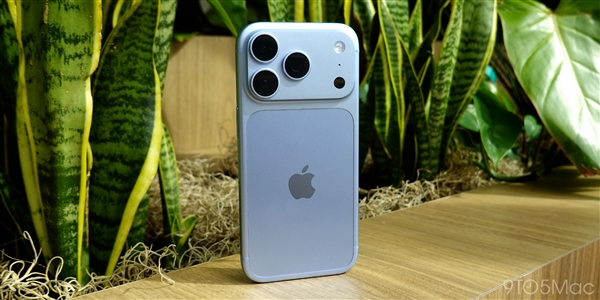 iPhone 18 Pro到手就卡顿 苹果：Spotlight在建索引 可能要几天