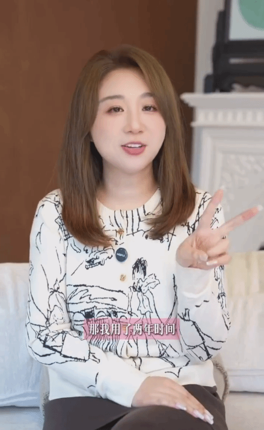 傅首尔面部细节对比