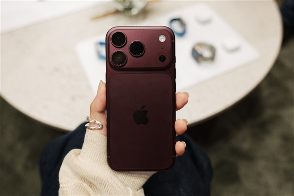 苹果W43周销量霸榜：前五名清一色全是iPhone